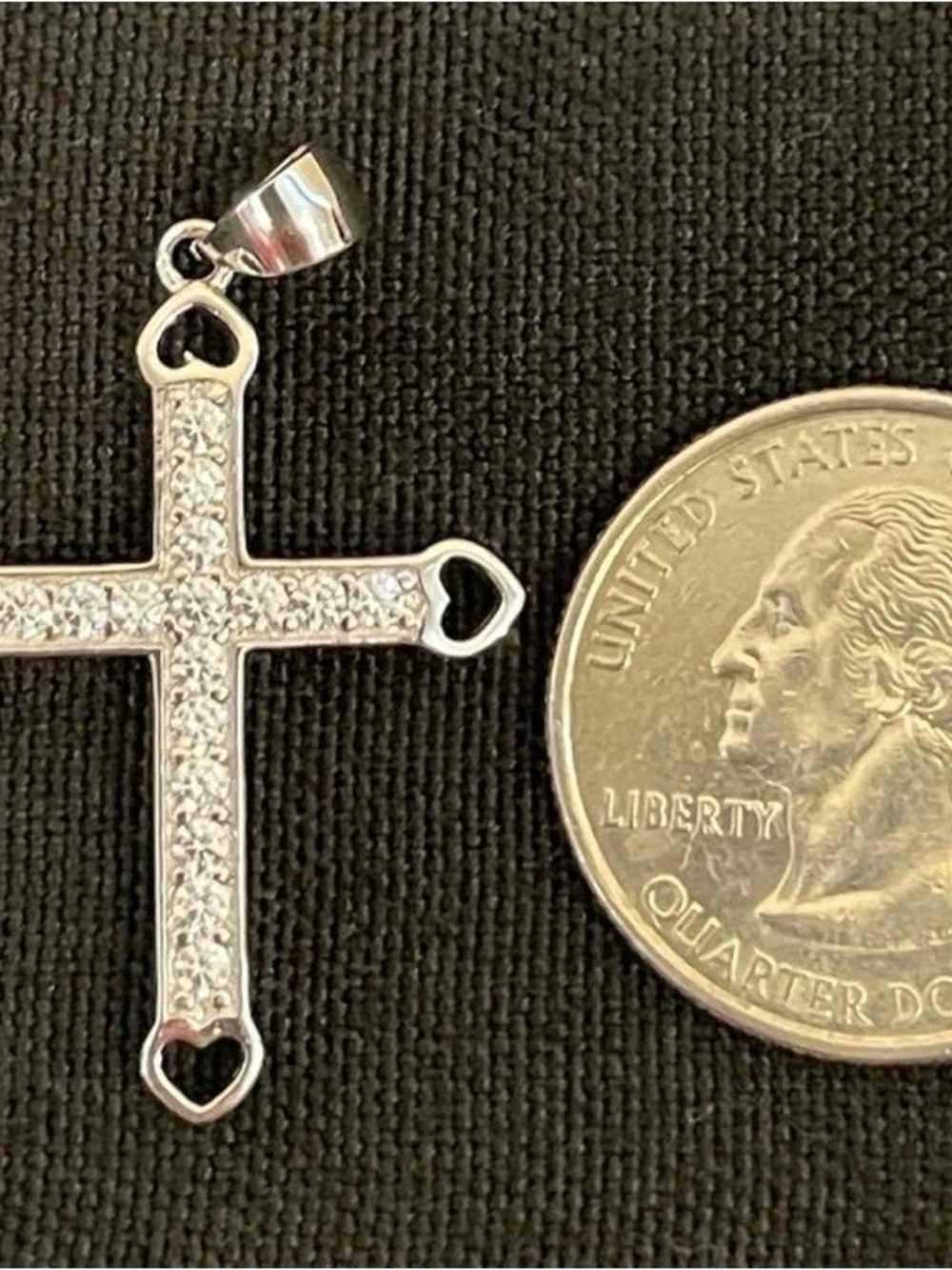 Sterling Silver Heart-Tip Cross Pendant - Silver - Picture 4 of 4